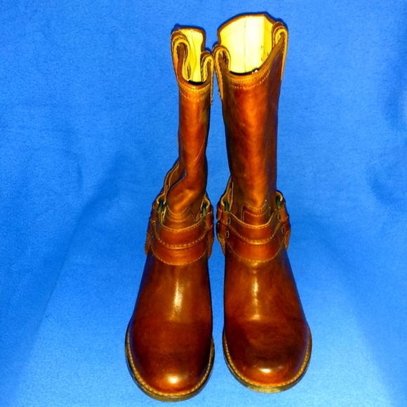 Frye Carmen Leather Harness Short Boots Whiskey 8.5 9 - Picture 4 of 12